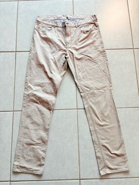 Peter Millar Light Beige Khaki Pants | Waist 38